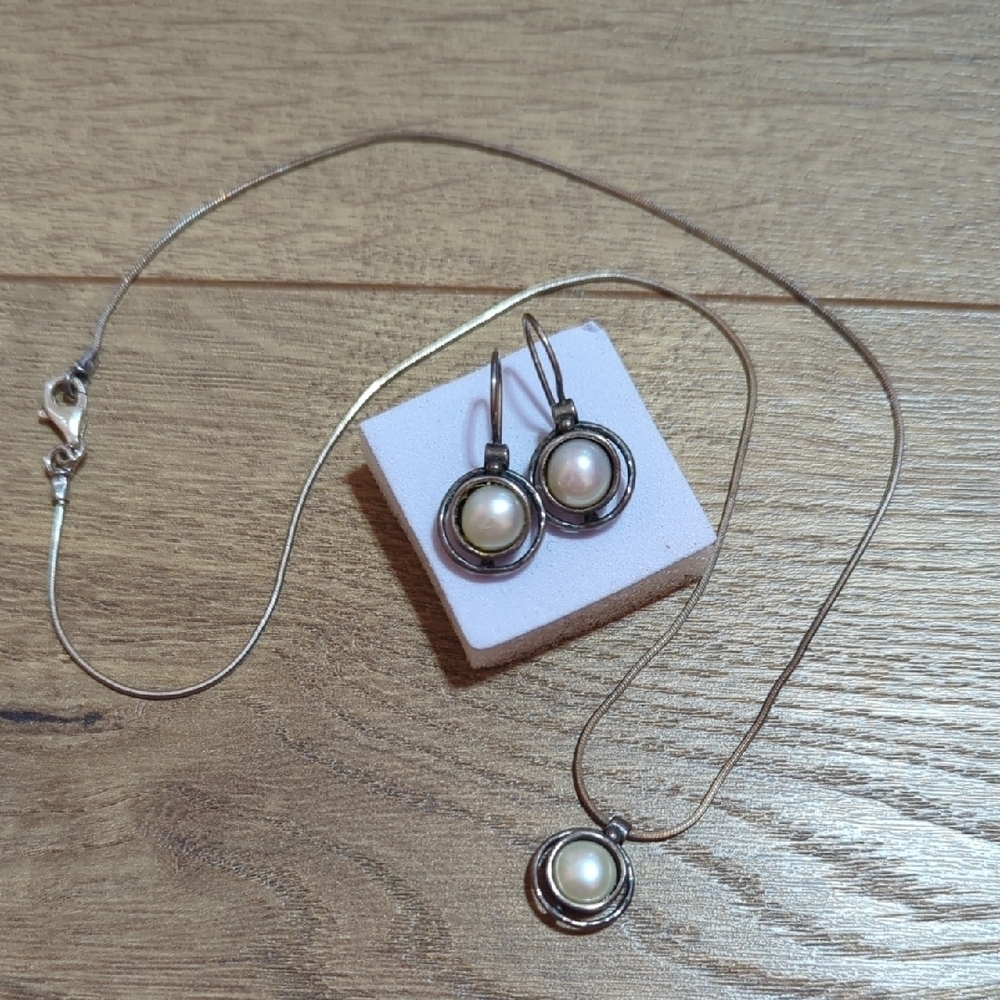 Designer Didae Israel 925 Timeless Elegant Silver Pearl Necklace and Earring Set
